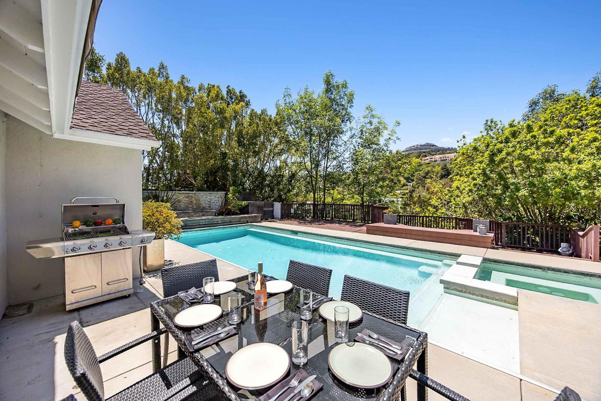 Casa vacanze New Listing Beverly By Colby & Conrad